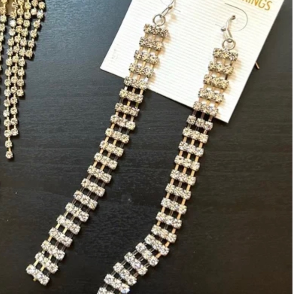 NWT shiny dangling earrings